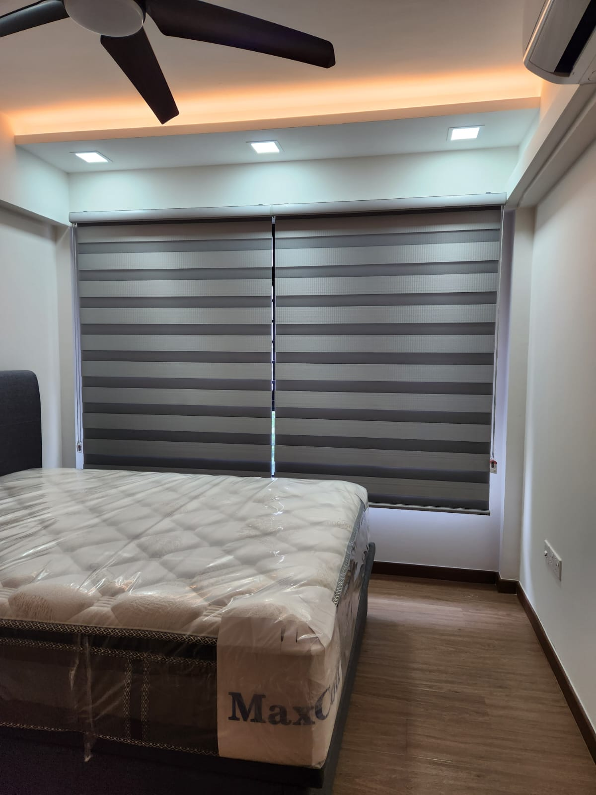 Black Korean Blinds Luxury Setup